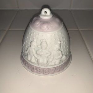 Lladro Porcelain Christmas Bell Vintage 1987